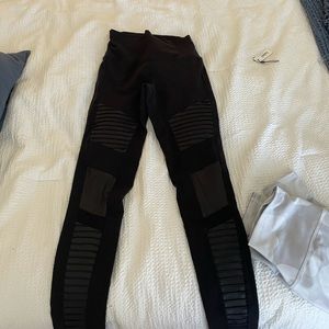 Alo motto leggings size small